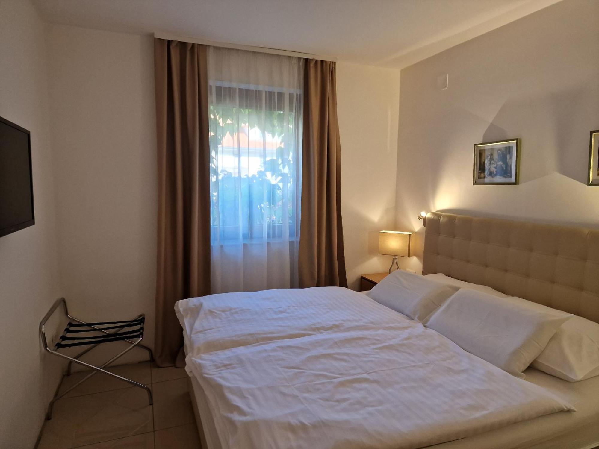 Aparthotel Gaja เบลด ภายนอก รูปภาพ