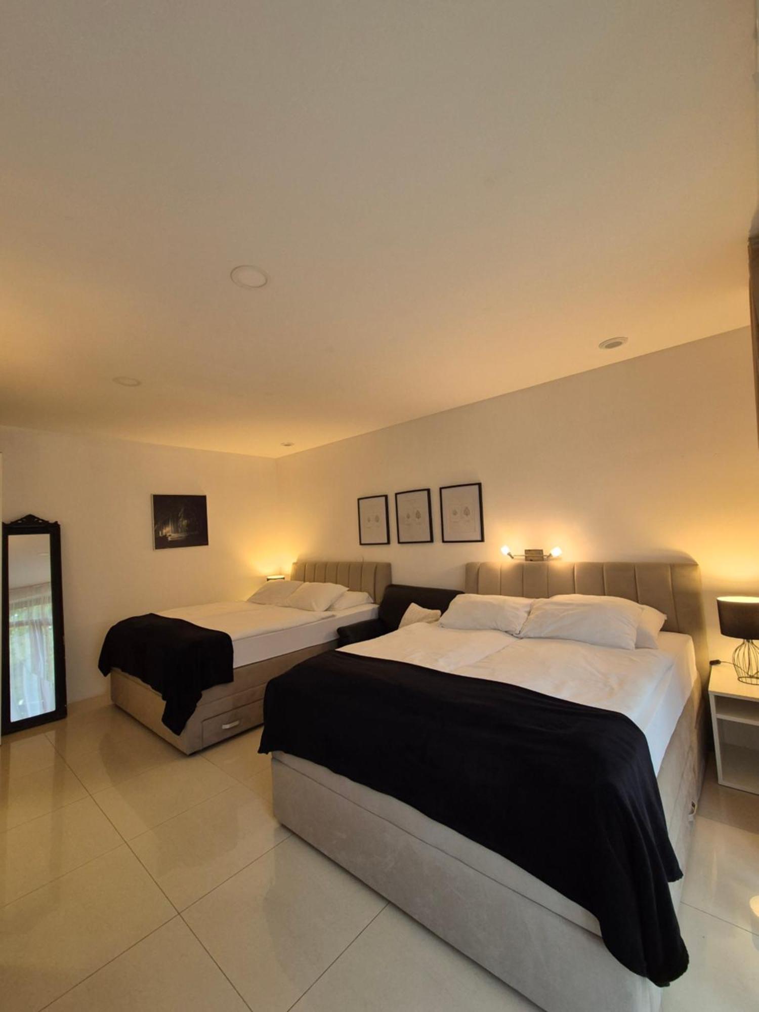 Aparthotel Gaja เบลด ภายนอก รูปภาพ